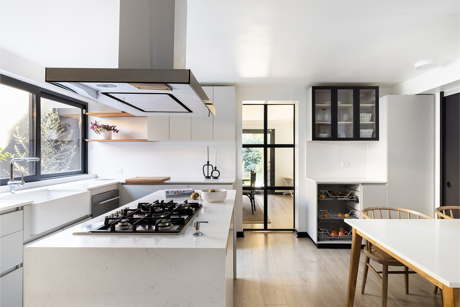 Contralmirante Fernandez-3