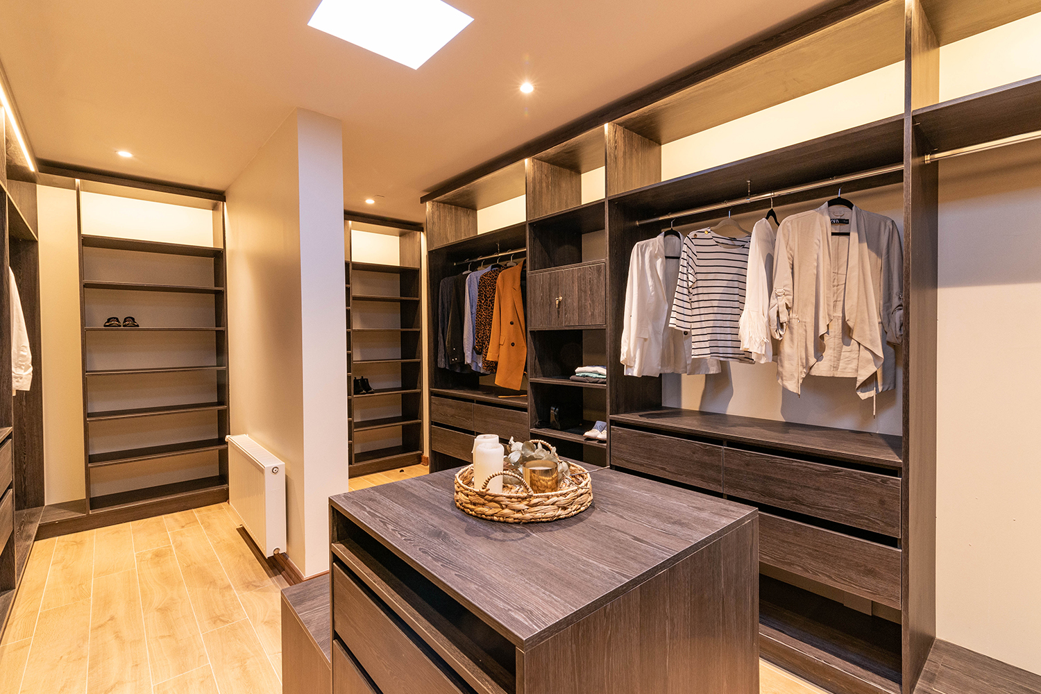 Santa Blanca CLoset-5